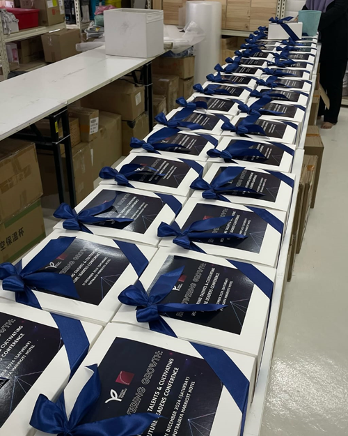 CNY CORPORATE GIFTS
