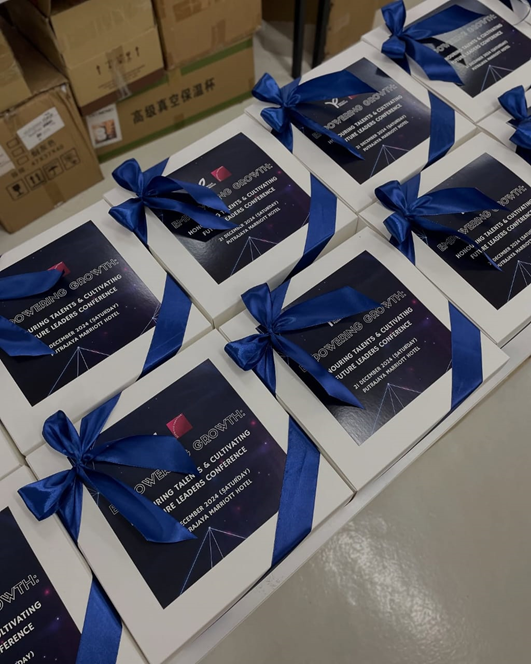 CNY CORPORATE GIFTS